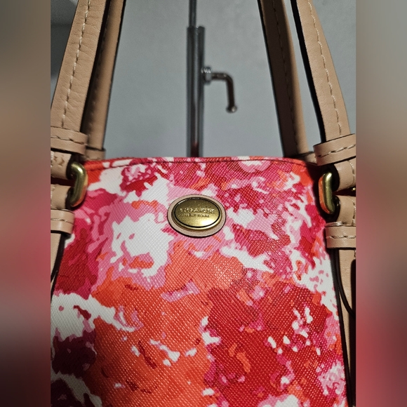 Coach Peyton Floral Cora Domed Satchel - Picture 2 of 11